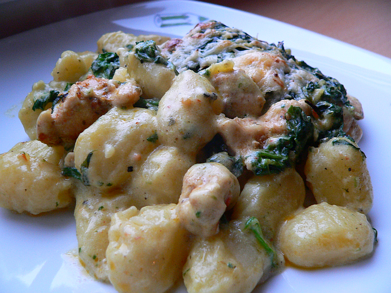 Zapečené gnocchi se špenátem