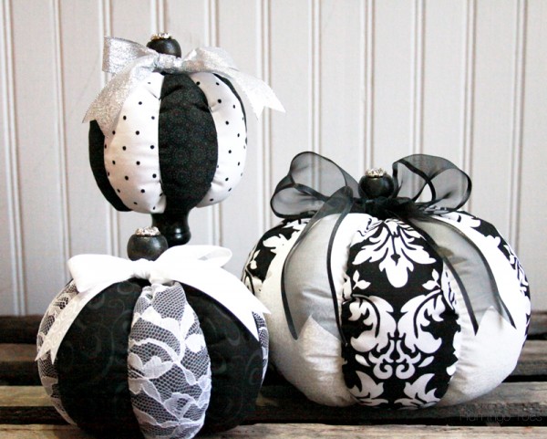 Black-and-White-Fabric-Pumpkins